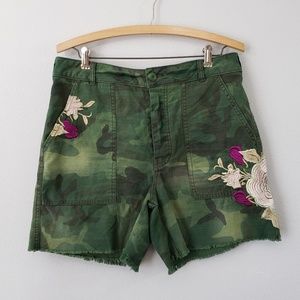 Free People Scout Camo High Rise Embroidery Short size 8